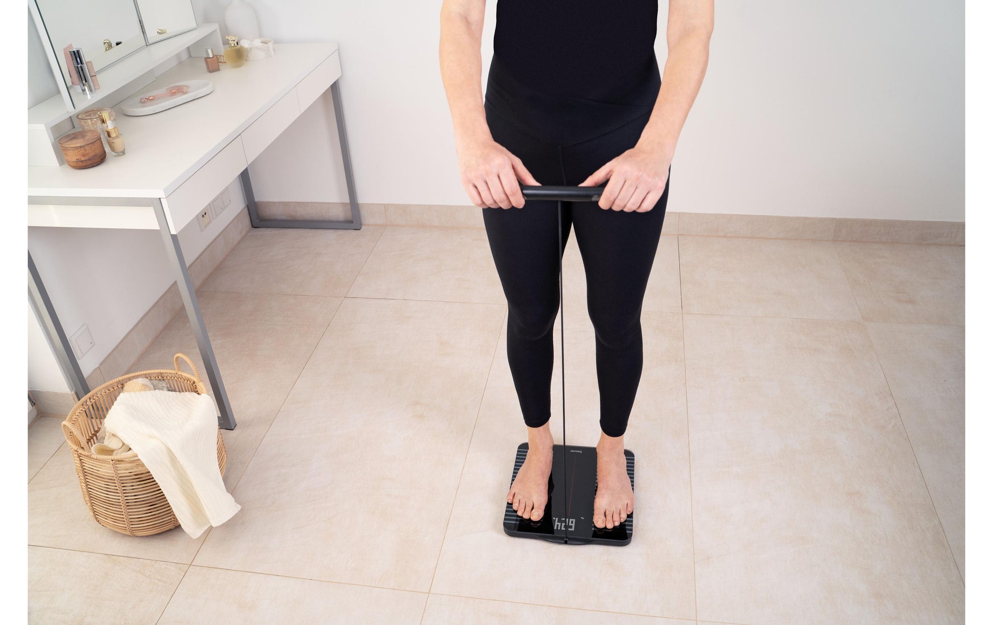 Beurer Digitale Personenwaage – App-kompatibel, Herzfrequenzmessung – 180 kg – Schwarz – Glas