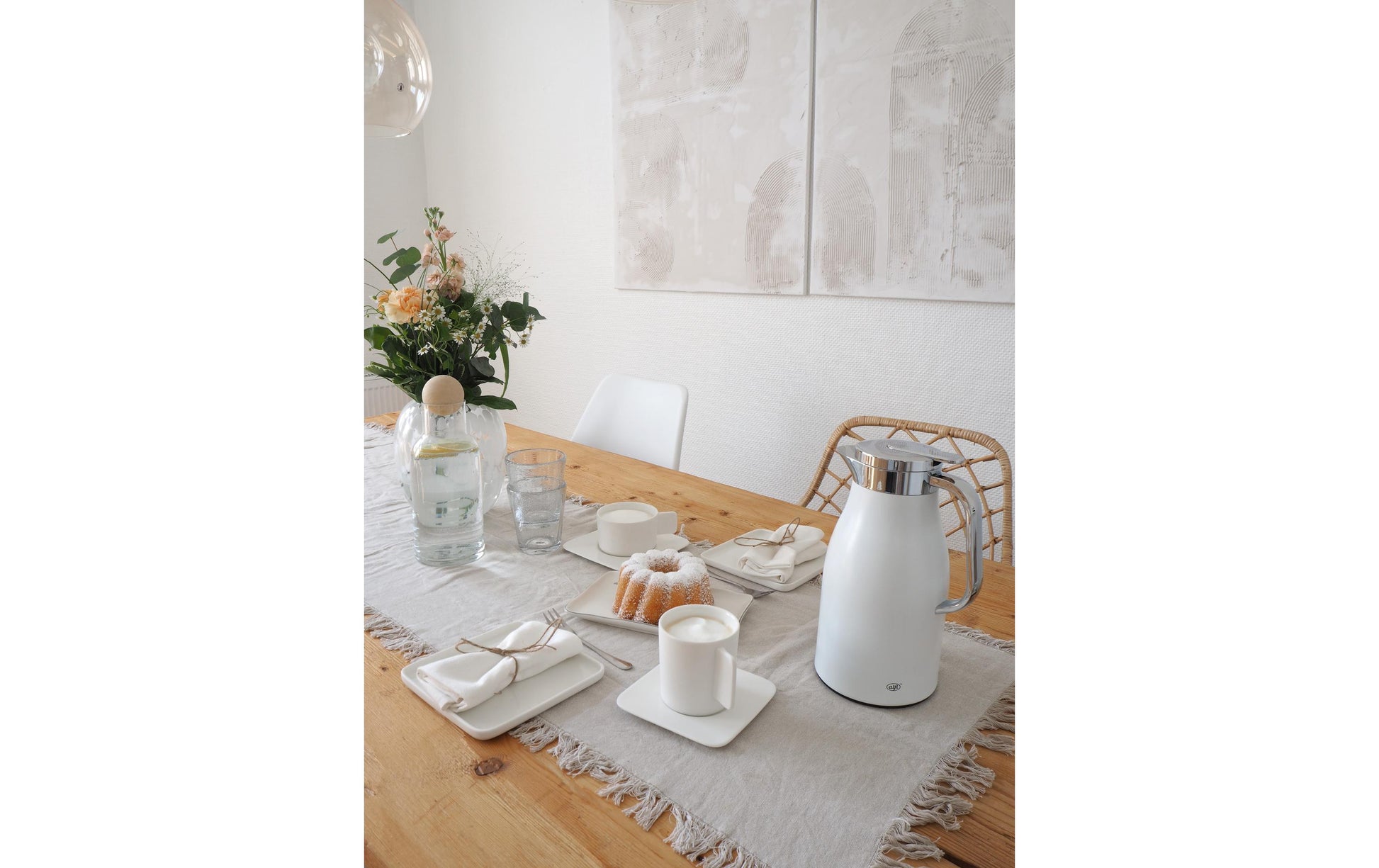 Alfi Thermoskanne Skyline – 1,0 l, H 21,5 cm, Edelstahl, Weiss Matt, vakuumisoliert