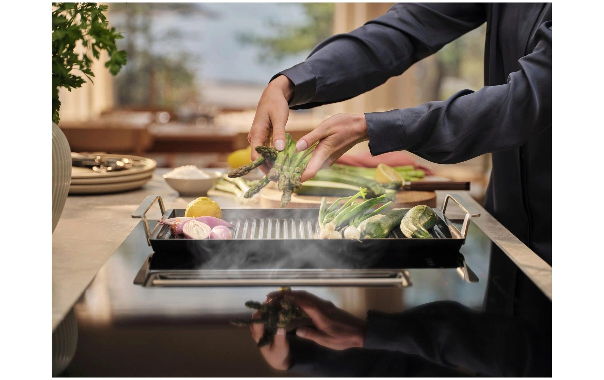 Electrolux Fonduepfanne – 25,3×4,5×46,6 cm – Keramik