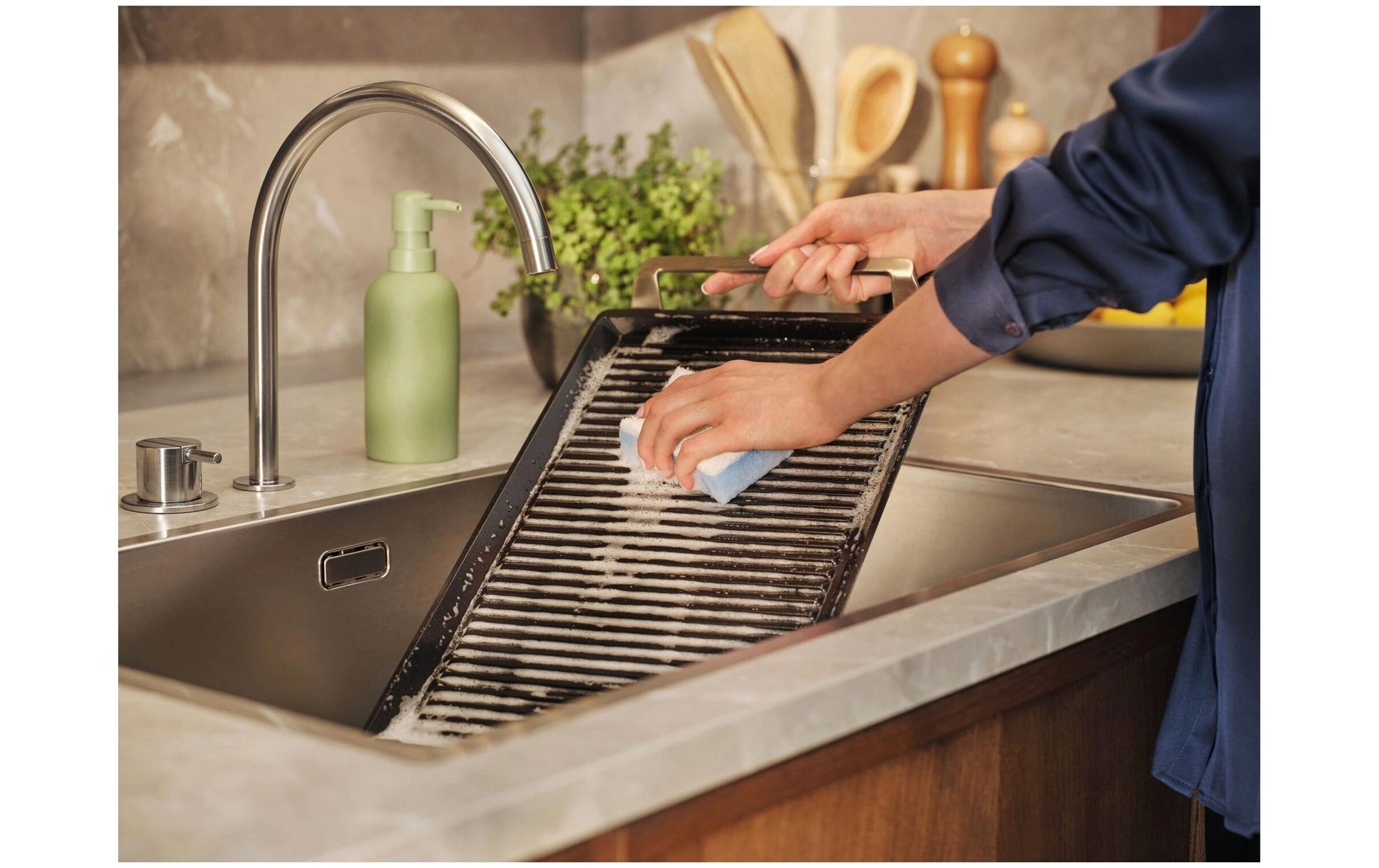 Electrolux Fonduepfanne – 25,3×4,5×46,6 cm – Keramik