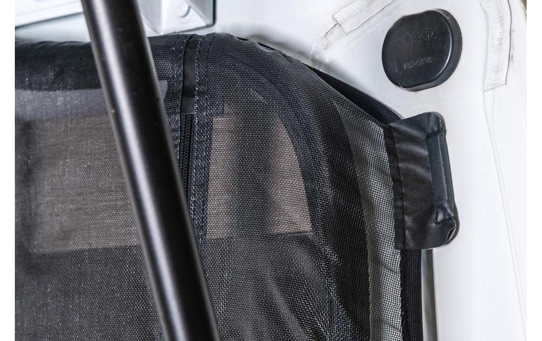 Van Quito – Heckverkleidung – Einbauseite Heckklappe – für Toyota – Schwarz, Fiberglas