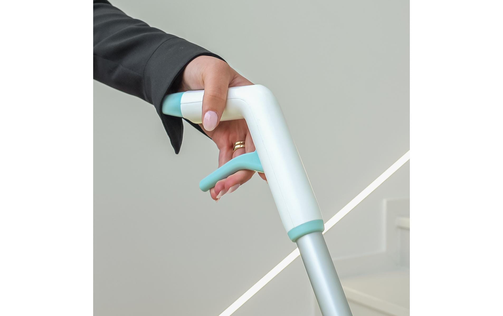 CREaCLEAN Sprühwischer 54067 – für alle Böden – grau
