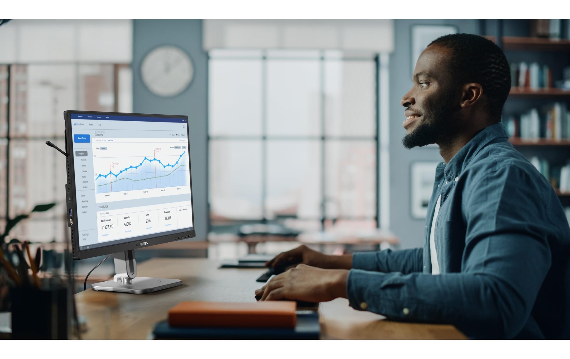 Philips 24B2N4200/00 – Monitor, 23,8", 120 Hz, 300 cd/m², Integrierte Lautsprecher, USB-Hub, Adaptive Sync, Grau