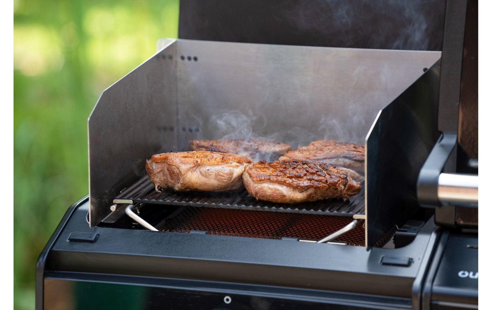 OUTDOORCHEF Spritzschutz 18.213.01 – 34,0 × 30,8 × 13,8 cm, für Grill, Edelstahl