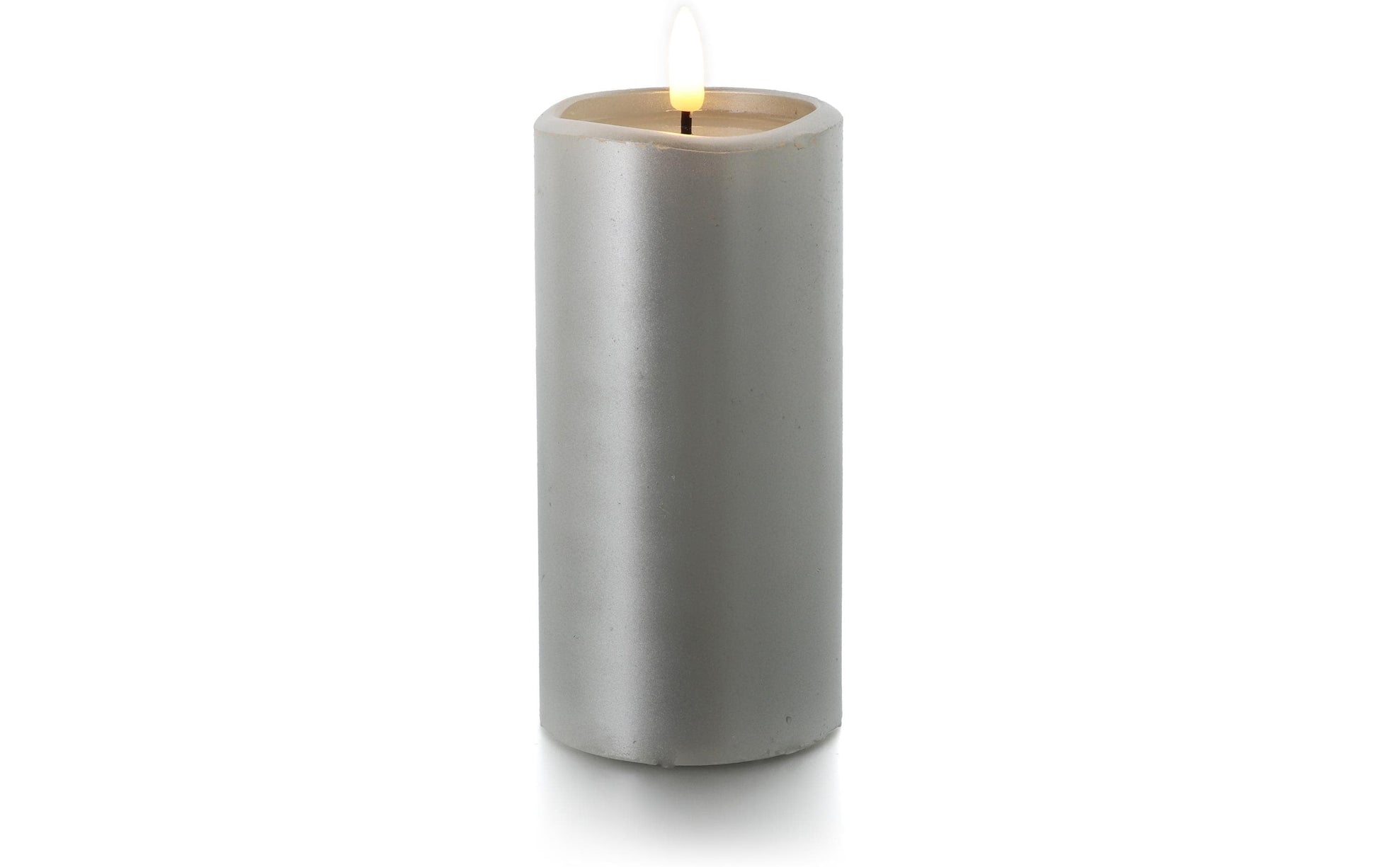 Balthasar Novita LED-Kerze – Ø 7,5 × 15 cm – batteriebetrieben, Timer, Silber