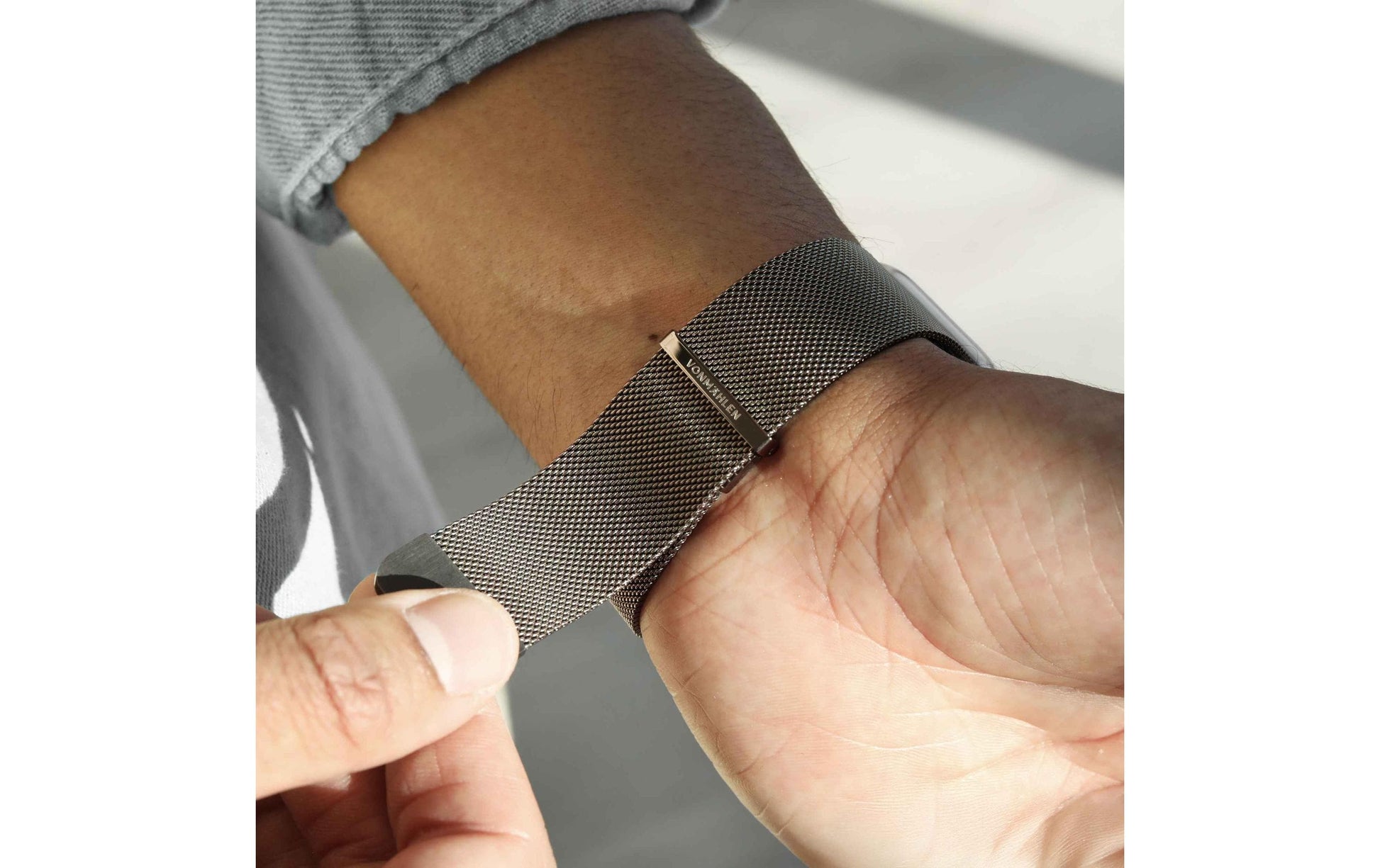 Vonmählen Milanese Loop 2 Desert Sand – Armband – für Apple Watch (diverse Grössen), One Size, Edelstahl