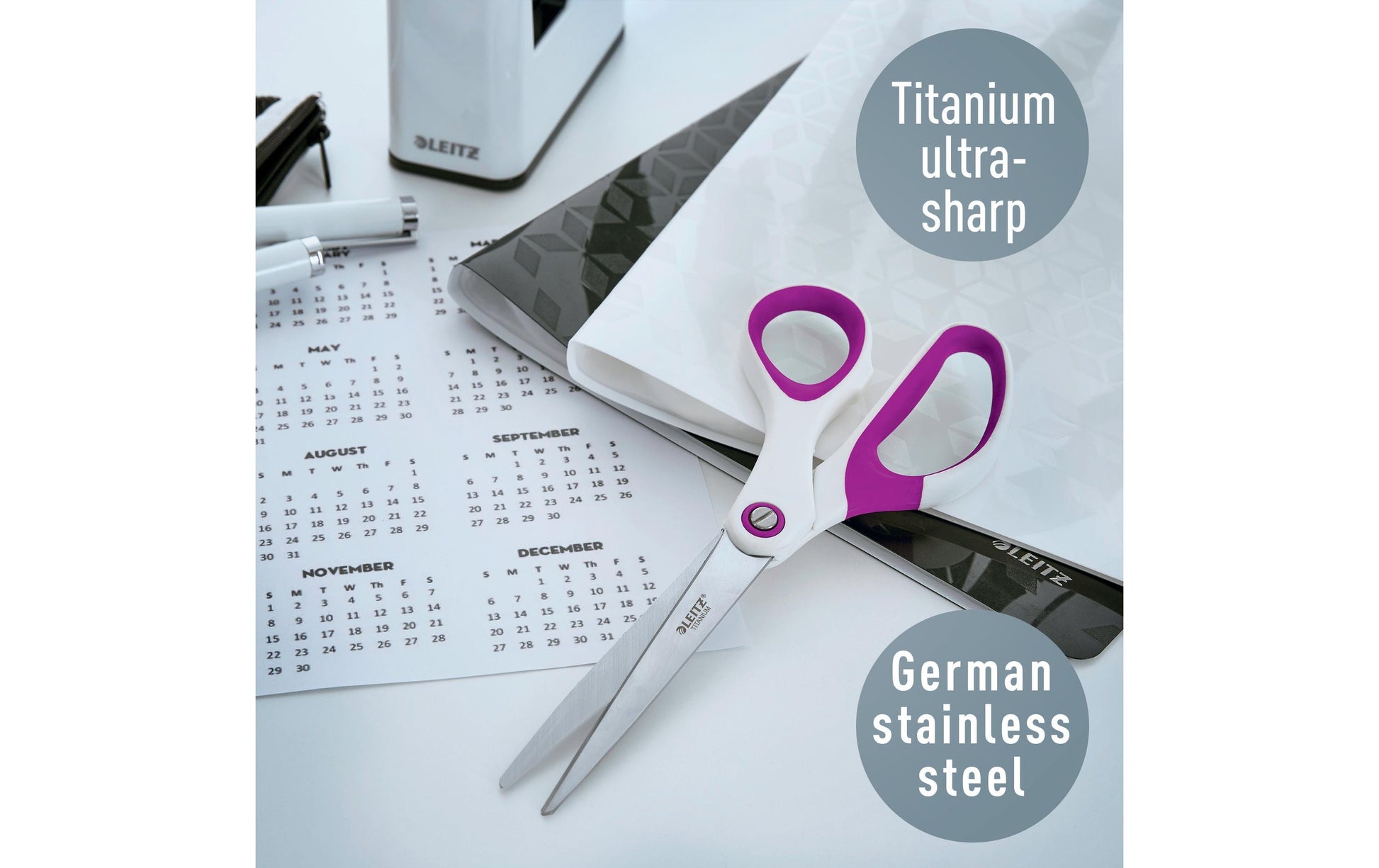 Leitz WOW Schere – Edelstahl, titanbeschichtet, ergonomischer Griff, Violett/Weiss