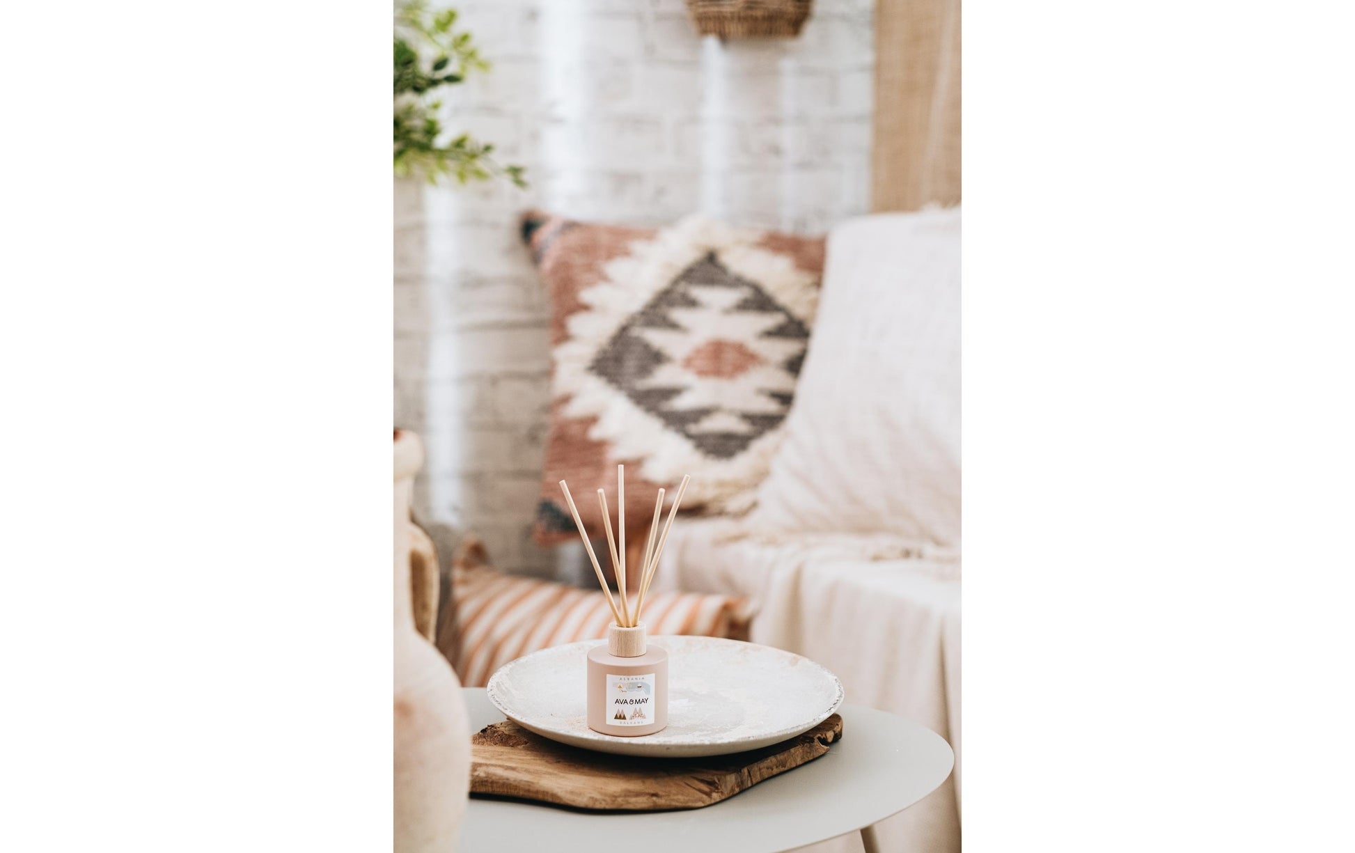 AVA & MAY Duftstäbchen Albania – Granatapfel – 100 ml