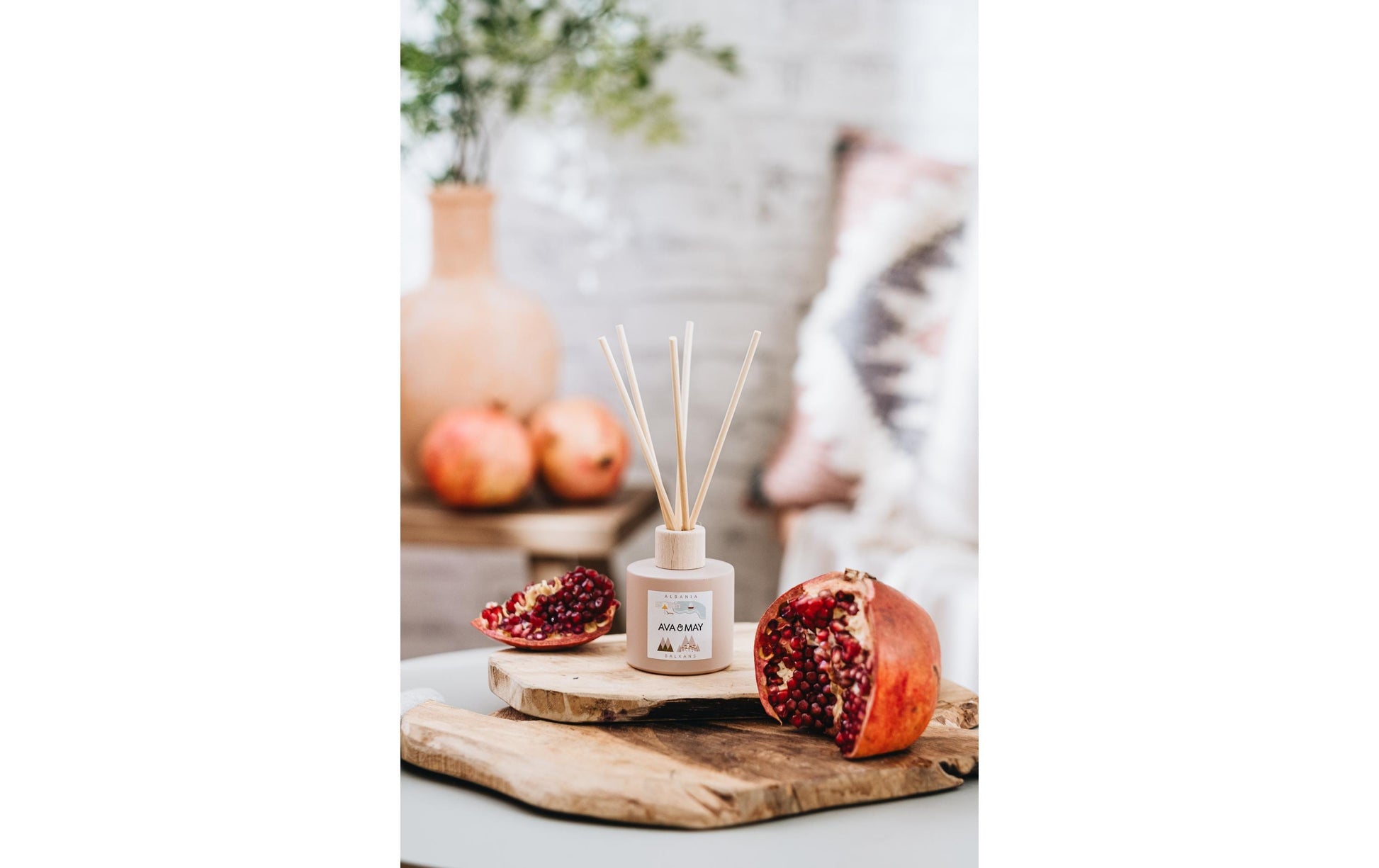 AVA & MAY Duftstäbchen Albania – Granatapfel – 100 ml