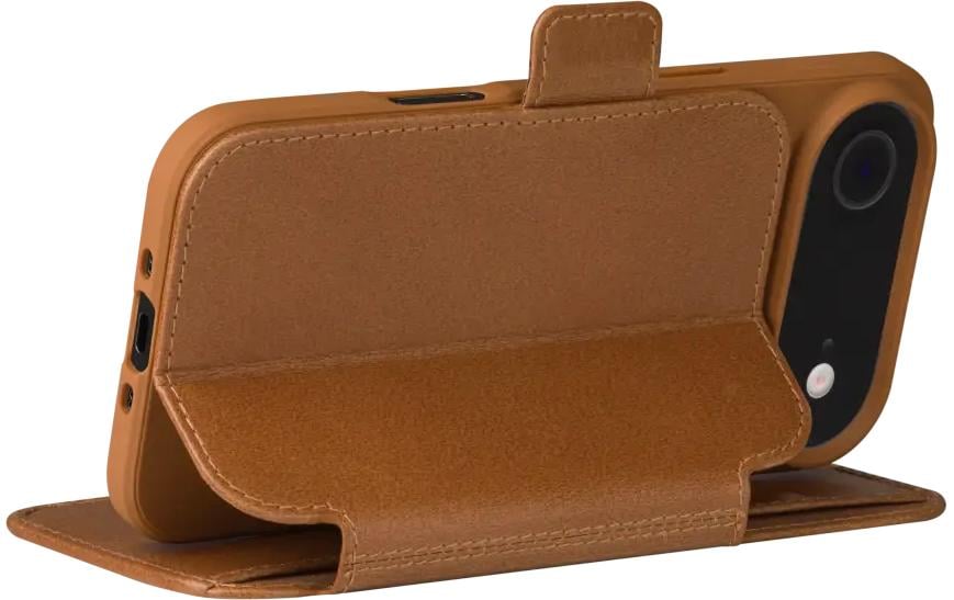 dbramante1928 Wallethülle – für Apple iPhone 17 Air, mit Ständer, 3 Kartenfächer, Recycling-Kunststoff, Beige
