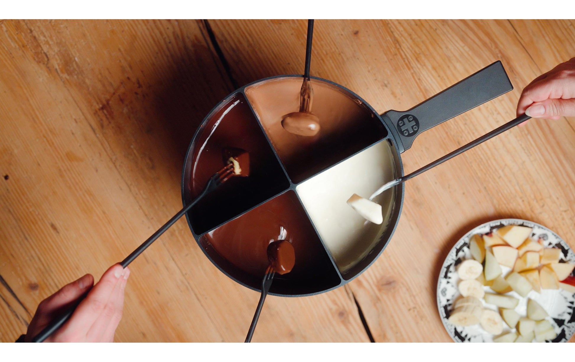 4Fondue Caquelon – Ø 25 cm, Gusseisen, für Käsefondue, Gas, Schwarz