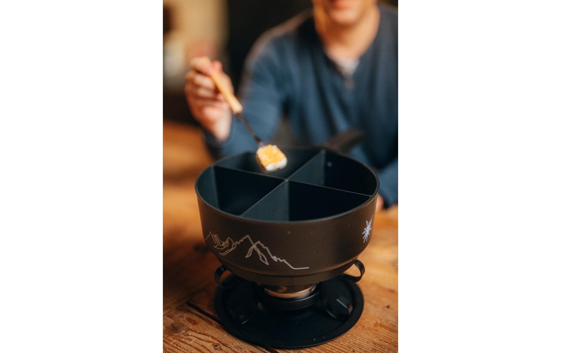 4Fondue Caquelon – Ø 25 cm, Gusseisen, für Käsefondue, Gas, Schwarz