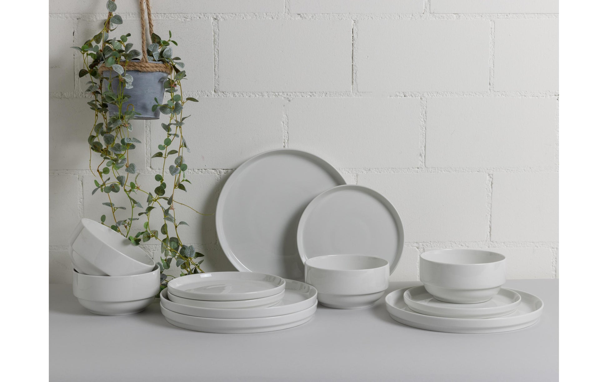 Cocon Speise-Service – Set 12-teilig, Porzellan, Weiss, spülmaschinenfest, mikrowellengeeignet