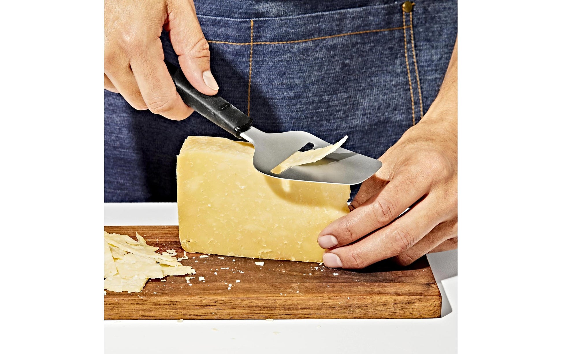 OXO Käsemesser, 14 × 42 × 6 cm, Edelstahl/Kunststoff, Schwarz