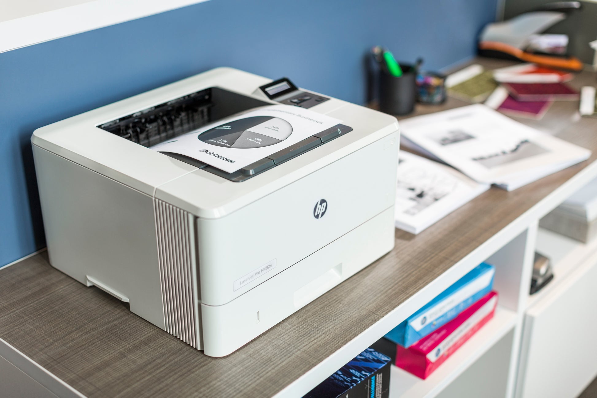 HP LaserJet Pro M402dne – Schwarz-Weiss, A4, Duplex, LAN, USB, 38 Seiten pro Minute, AirPrint, Mopria