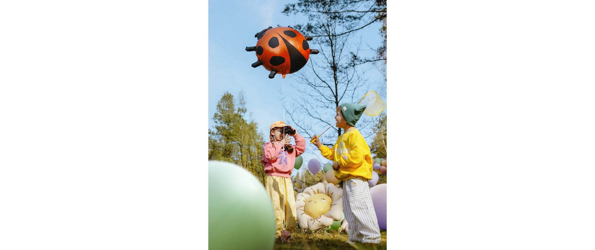 PartyDeco Folienballon Marienkäfer – mehrfarbig – 64,5 × 66 cm – 1 Stk