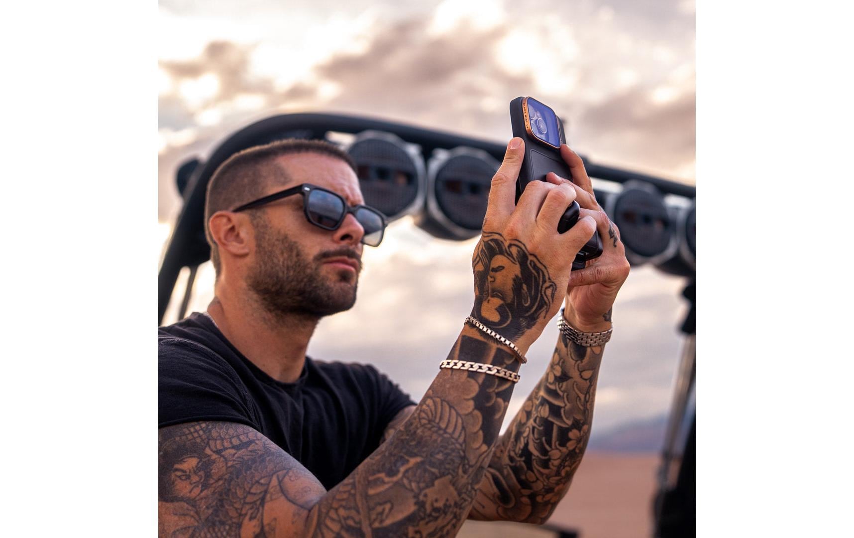 PolarPro Backcover LiteChaser 17 – für Smartphones – schwarz – Aluminium