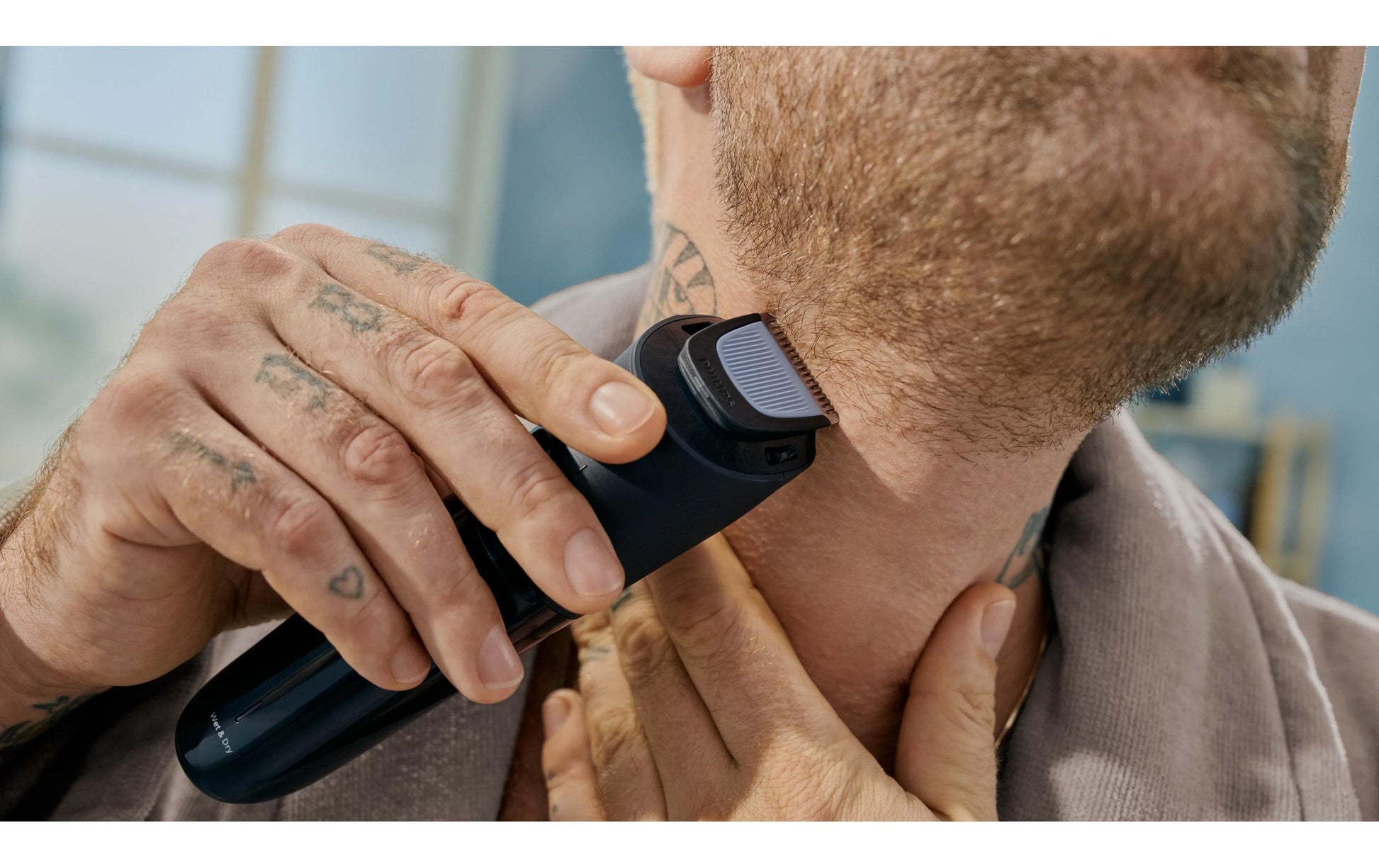 Philips Bartschneider Serie 3000 – 0,5–20 mm, 40 Längeneinstellungen, Nass & Trocken – Akku 70 min – Schwarz