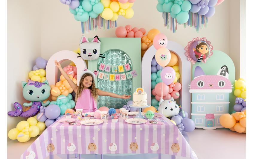 PartyDeco Tischdecke – 180×120 cm, Papier, Rosa/Violett, Gabby's Dollhouse
