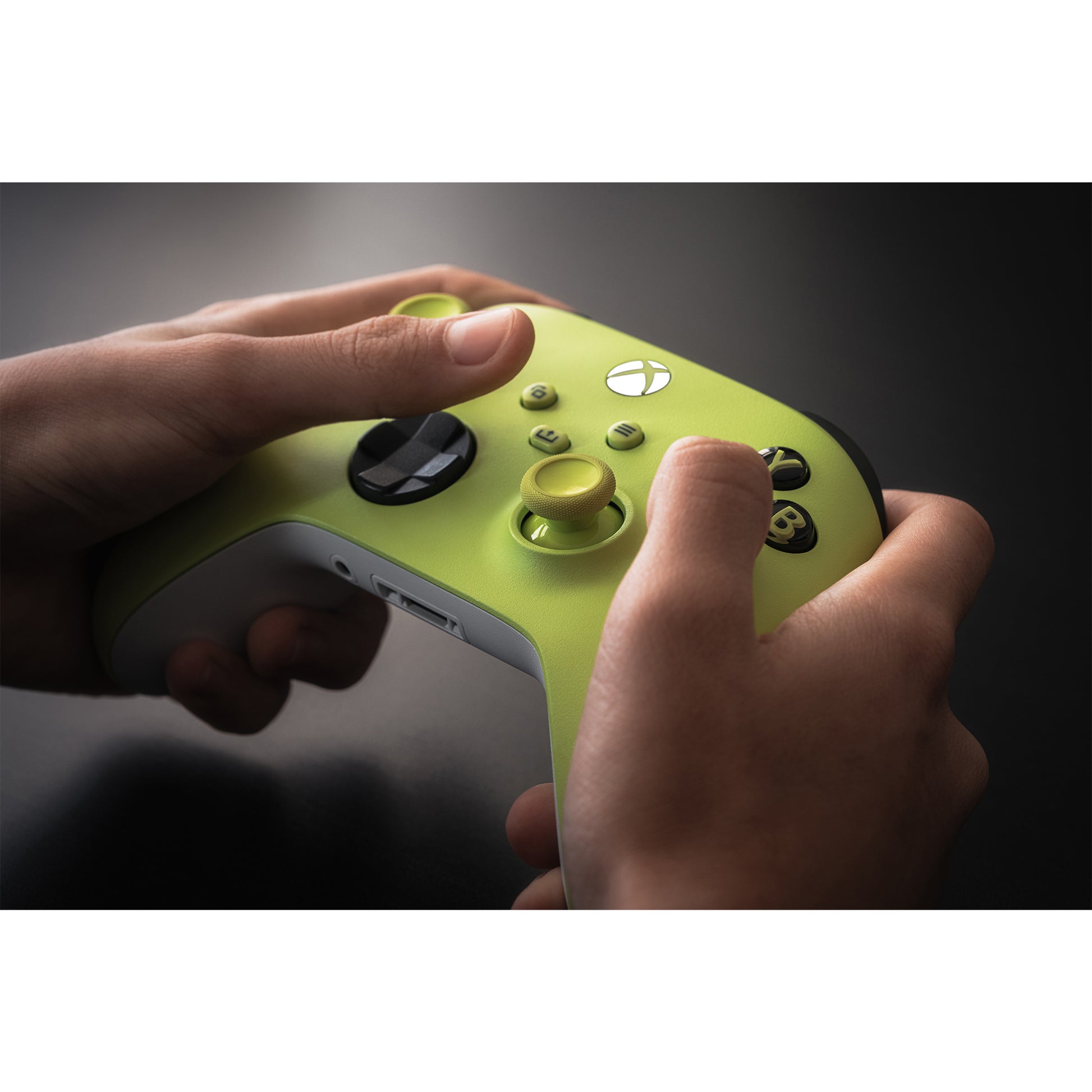 Microsoft Xbox Wireless Controller Electric Volt – Gamepad – Bluetooth, USB-C, für Xbox & PC – Grün