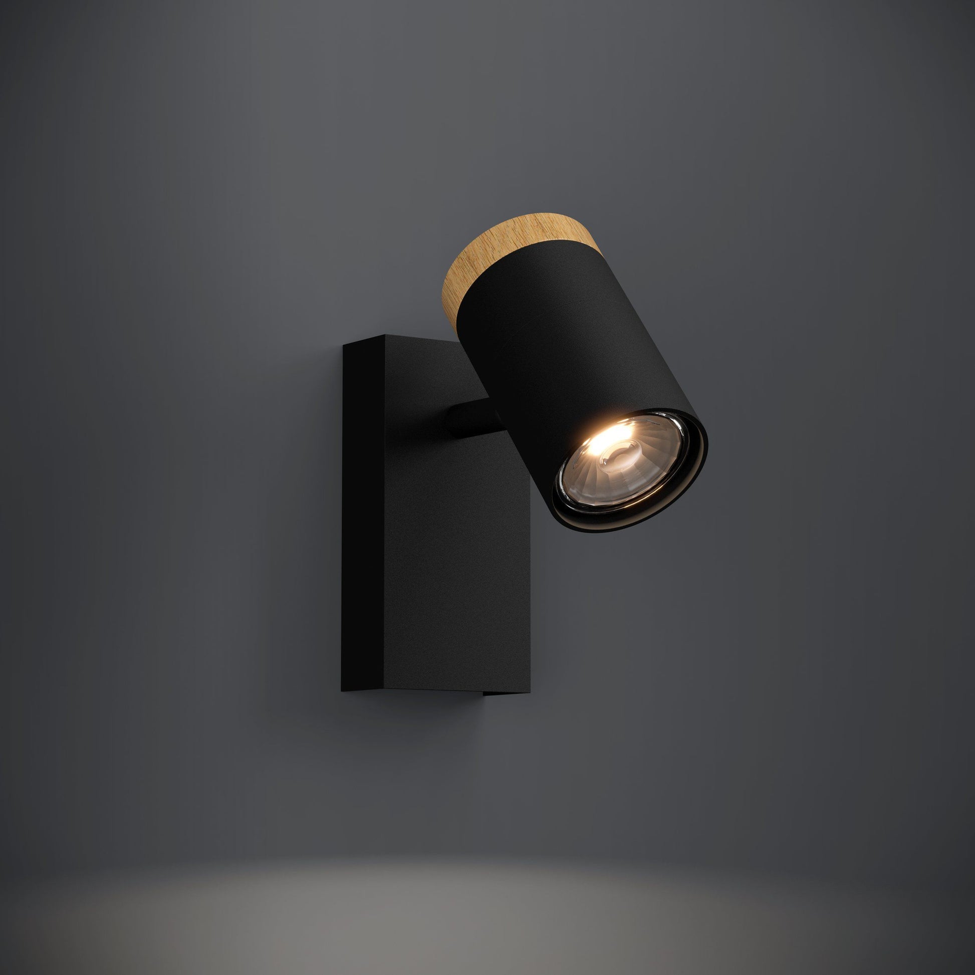 EGLO Wand-/Deckenleuchte Cartagena – 345 lm, 4,5 W, 3000 K, schwarz/braun, inkl. GU10
