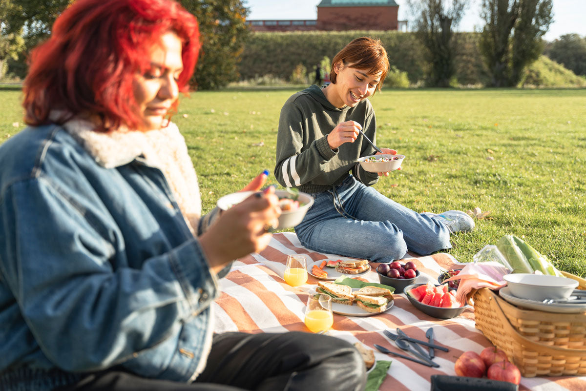 Duni Messer – Polypropylen, dunkelgrau, 19 cm, wiederverwendbar, spülmaschinenfest, Wellenschliff, 100 Stk.