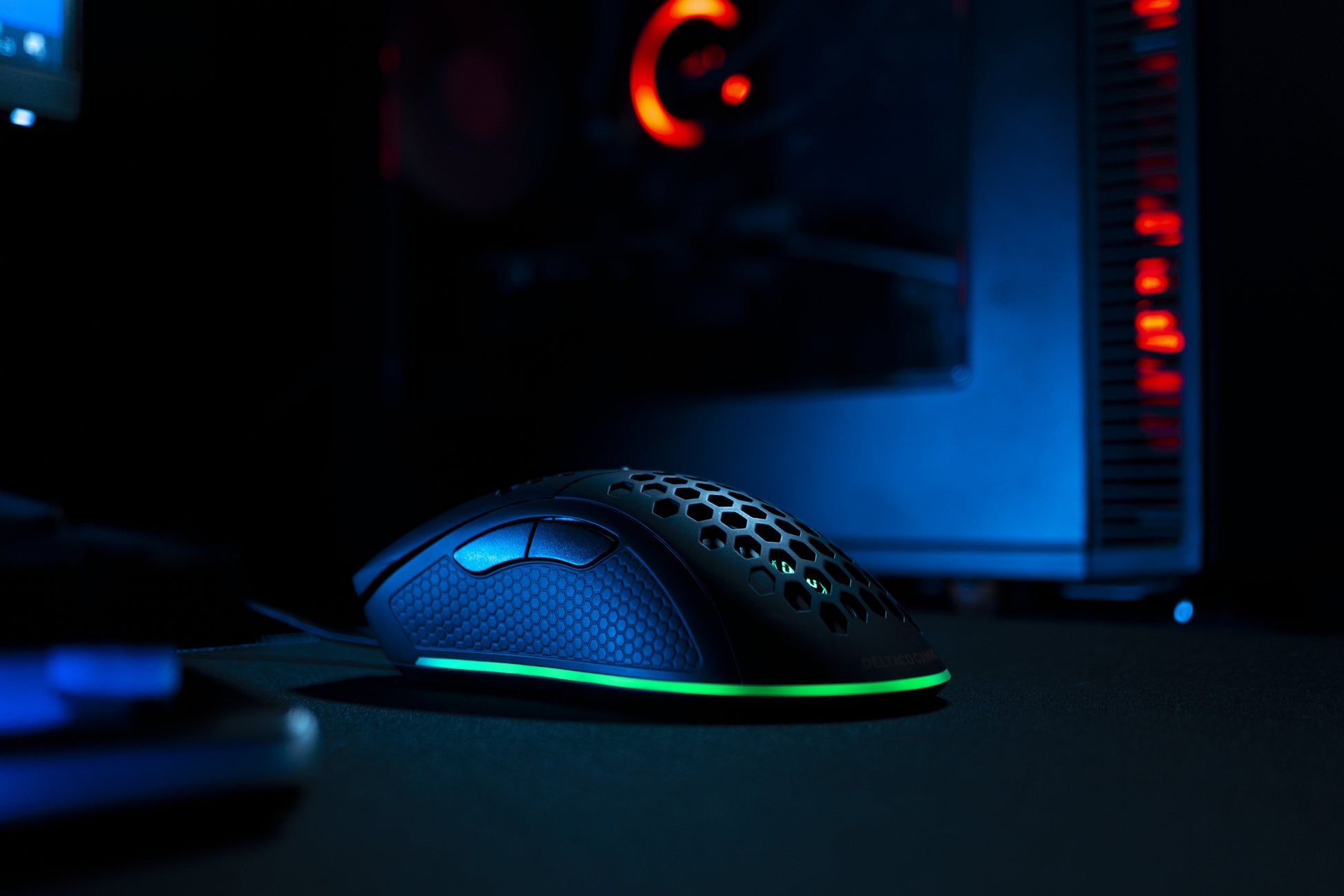 Deltaco Gaming DM210 RGB – Gaming-Maus – Kabelgebunden (USB-A), 6400 DPI, Rechtshänder, Schwarz