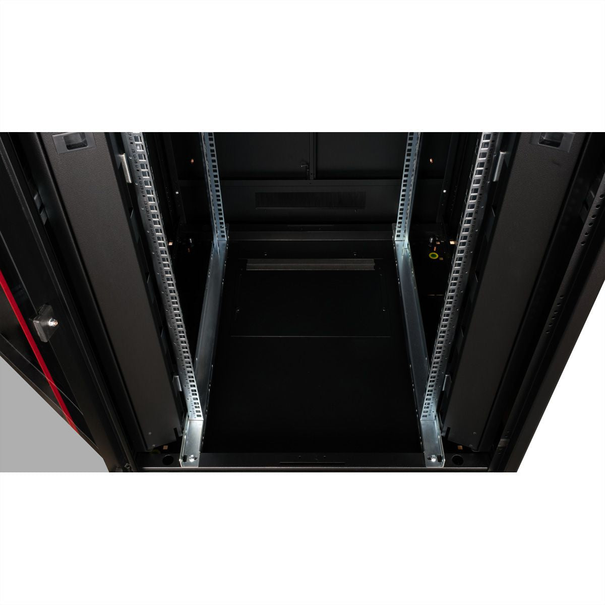 ROLINE Pro – 19" Netzwerkschrank 32U, IP20, abschliessbar, 800 × 800 × 1609 mm, schwarz, Stahl