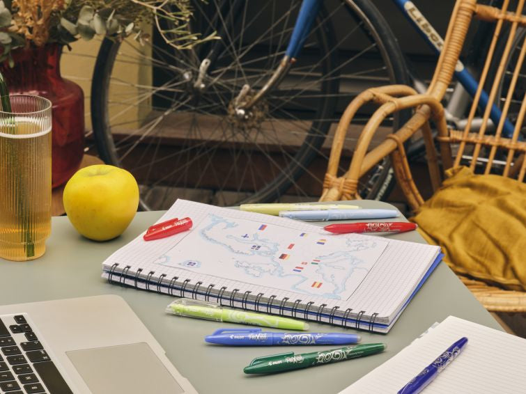 Pilot FriXion Ball – radierbares Tintenroller-Set, 0,7 mm, farbig sortiert, 12er Karton