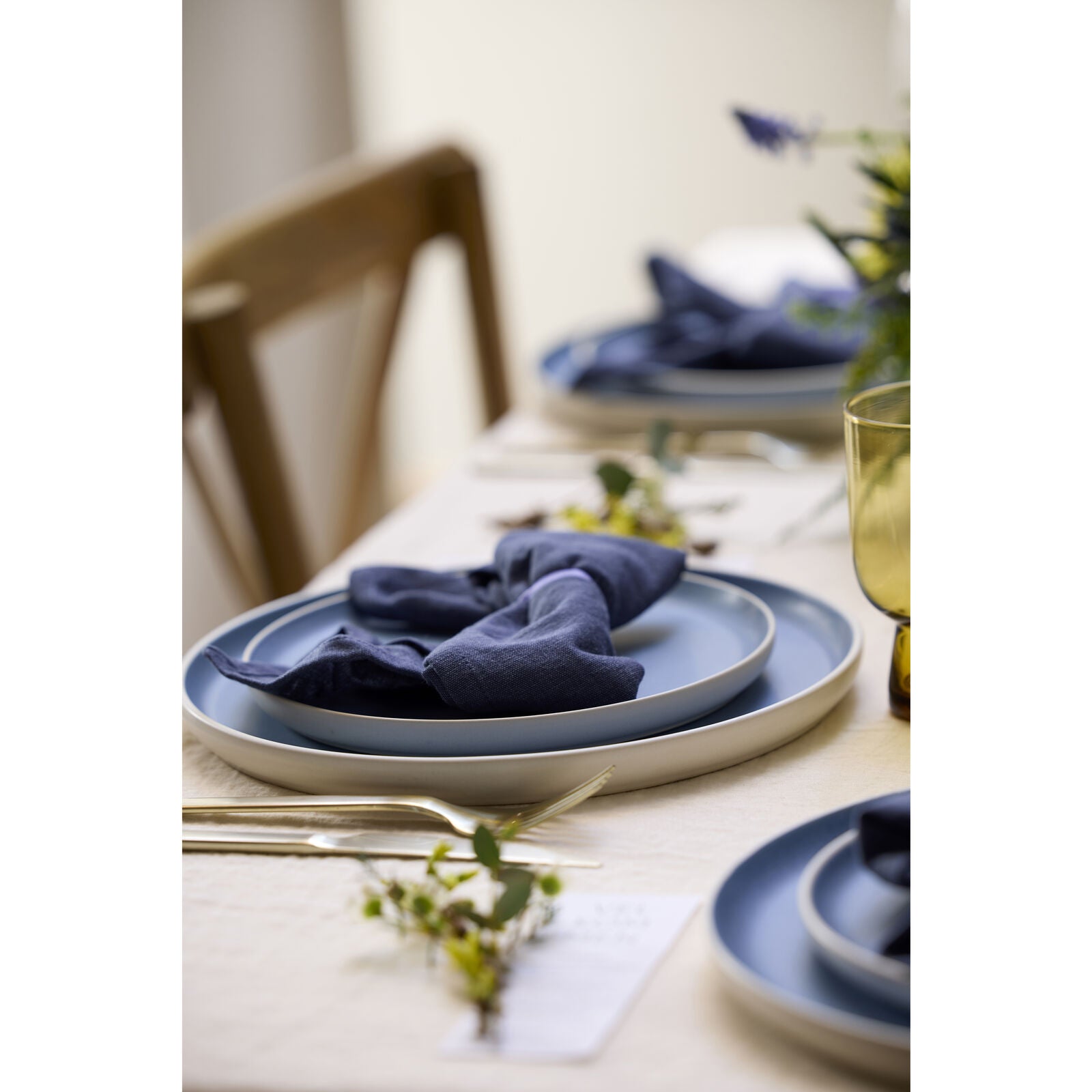 Studio Round Frühstücks- & Dessertteller – Ø 21 cm, Steinzeug, Blau, spülmaschinenfest, mikrowellengeeignet