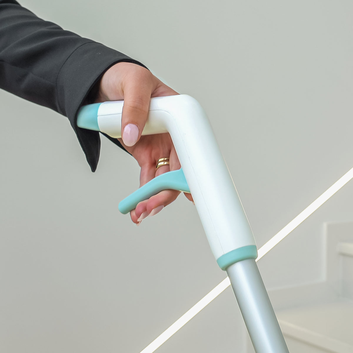 CREaCLEAN Sprühwischer 54067 – für alle Böden – grau