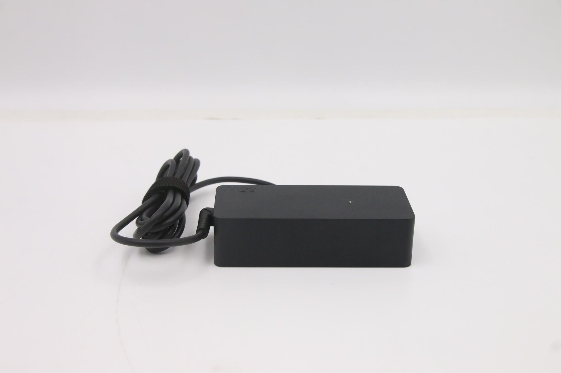 Lenovo 5A10W86253 Netzteil 65 W – für Lenovo-Laptops – Schwarz