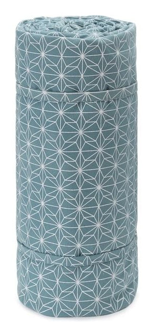 URBANARA Ankisa Wohndecke – Baumwolle, Grüngrau/Weiss/Taubenblau – 130 × 190 cm