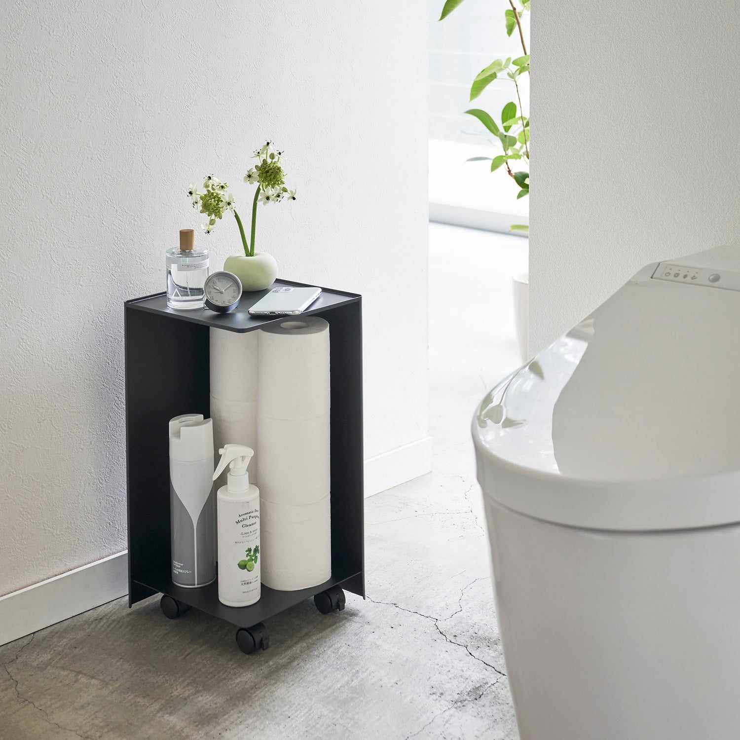 Yamazaki Tower – Toilettenpapierständer – Stahl, schwarz, für 4 Rollen, 23,5 × 23,5 × 43 cm