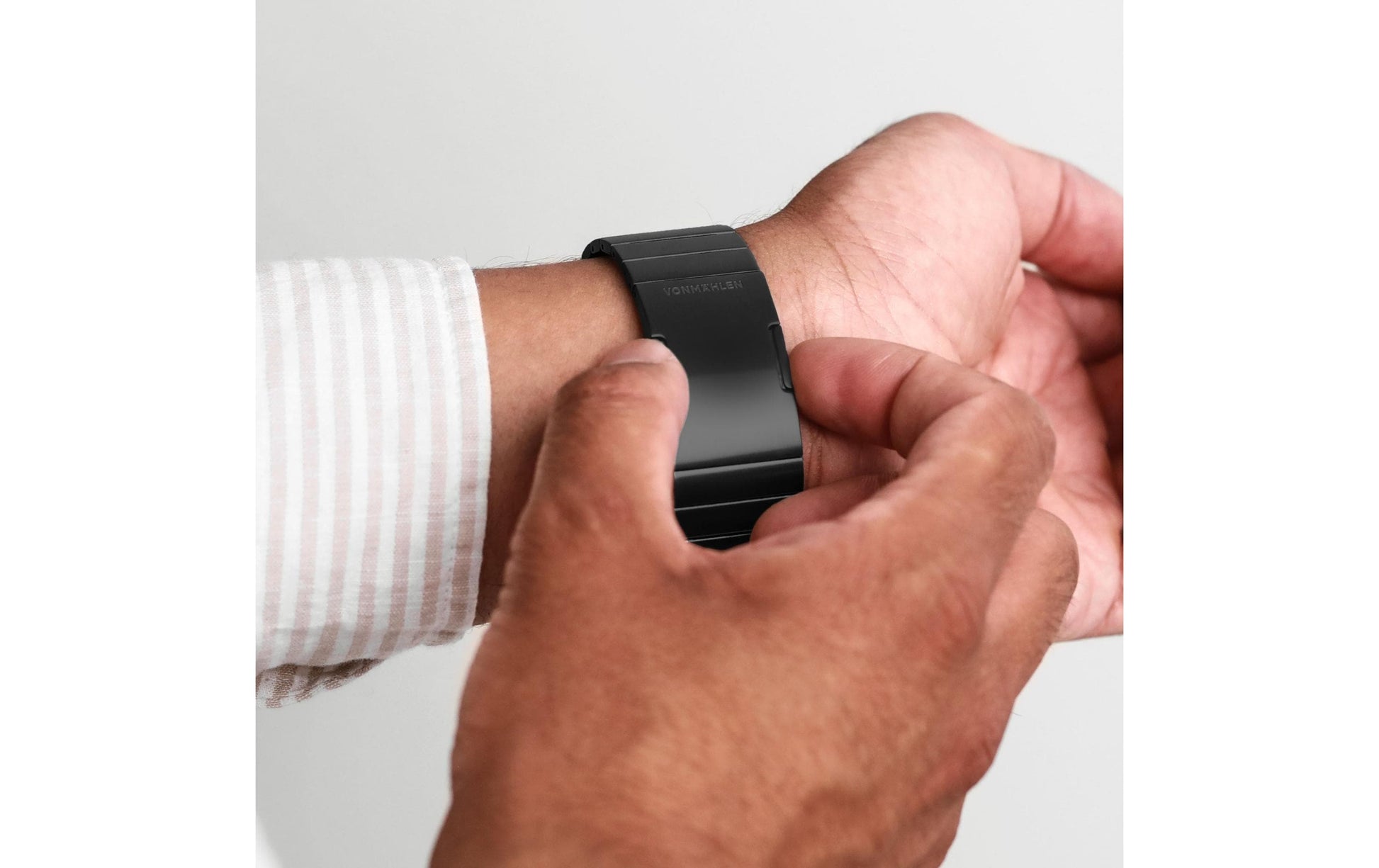 Vonmählen Link Bracelet Pro – Edelstahl, Schwarz, für Apple Watch