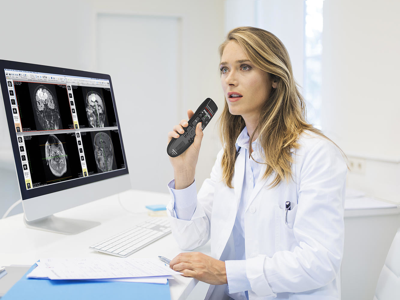 Philips SpeechMike Premium Air SMP4010 – Diktiergerät, USB & Micro-USB, Anthrazit