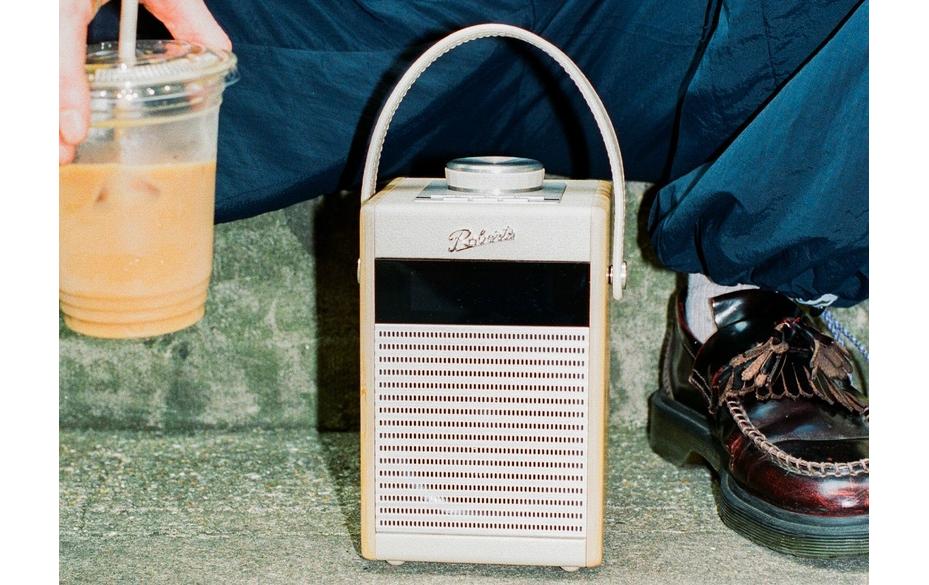 Roberts Radio Roberts Rambler Midi – DAB-/Internetradio – Portabel – DAB+, Bluetooth, Akkubetrieb – Creme