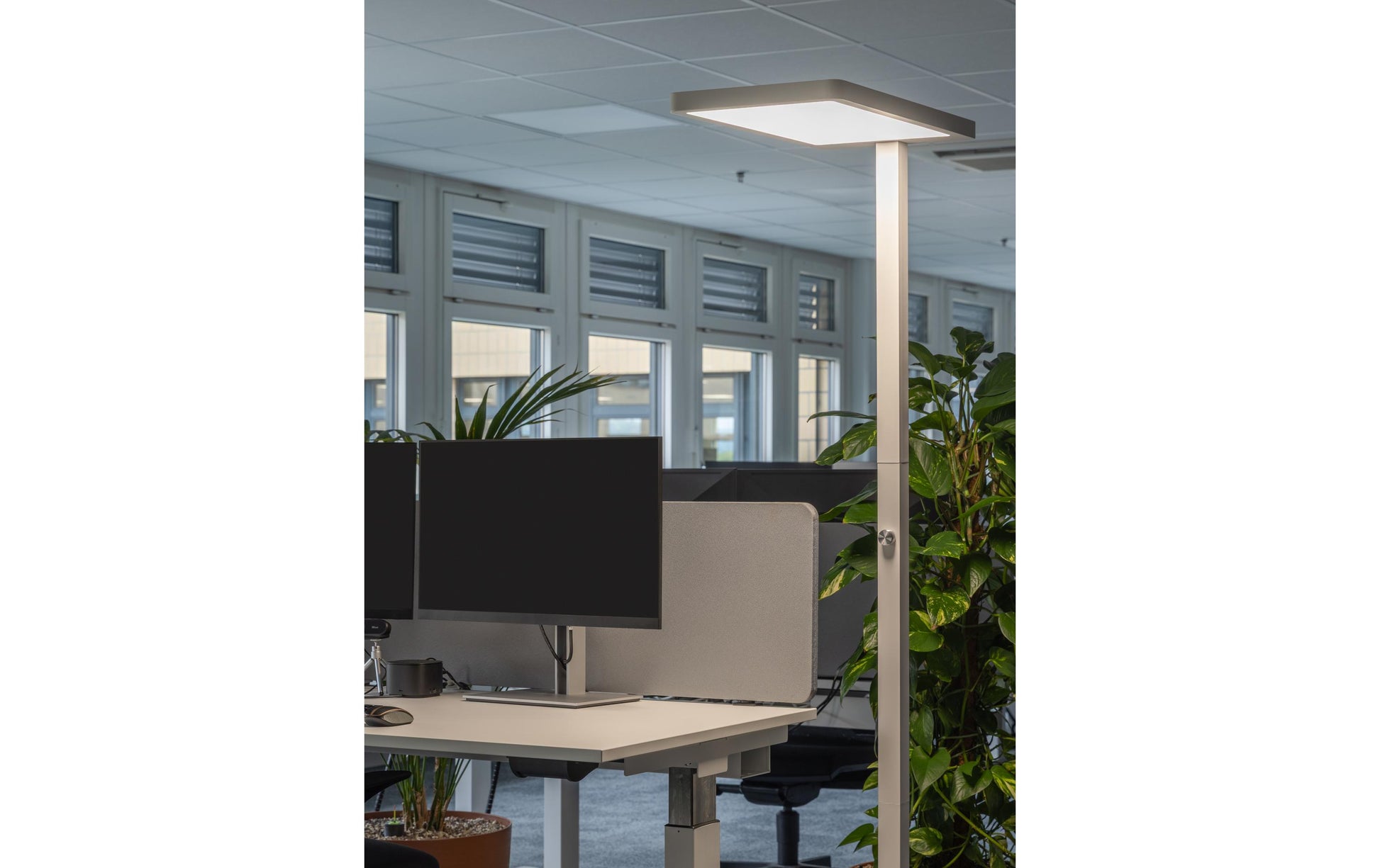 Office Focus Stehleuchte LYS4000 – 4000 lm, 4000 K, dimmbar, 191 cm – Weiss