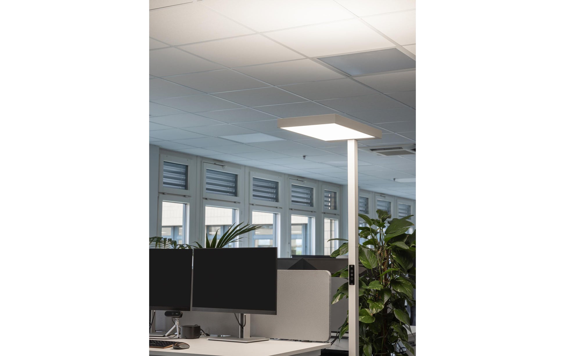 Office focus Stehleuchte LYS 9000 – 9000 lm, 4000 K, dimmbar, 197 cm – Weiss