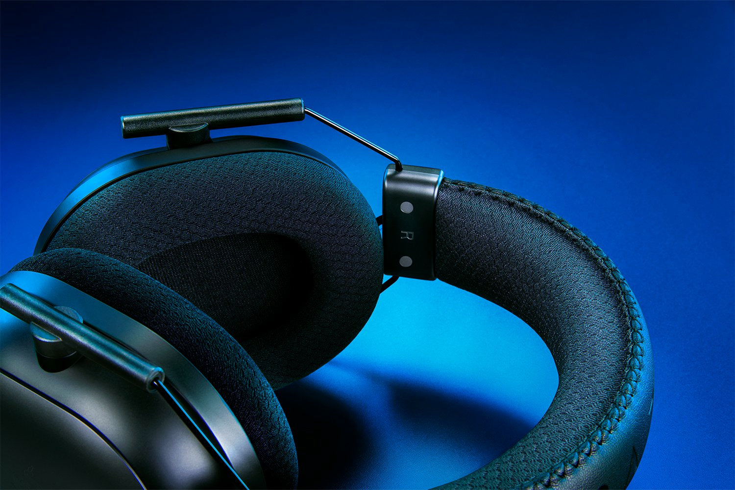 Razer BlackShark V2 Pro – Bluetooth Gaming-Headset – Surround-Sound – Schwarz – für PS5 – bis 70 h