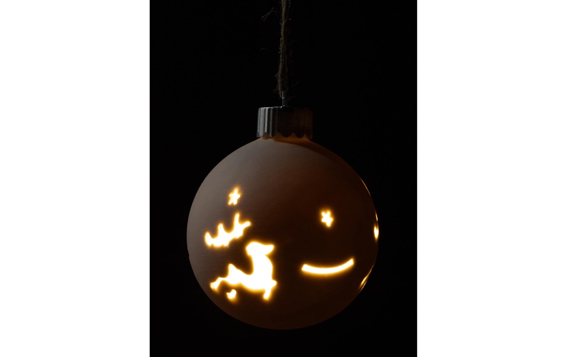 Cocon Weihnachtsball Licht – Ø 10 cm, hängend, batteriebetrieben – Keramik, weiss