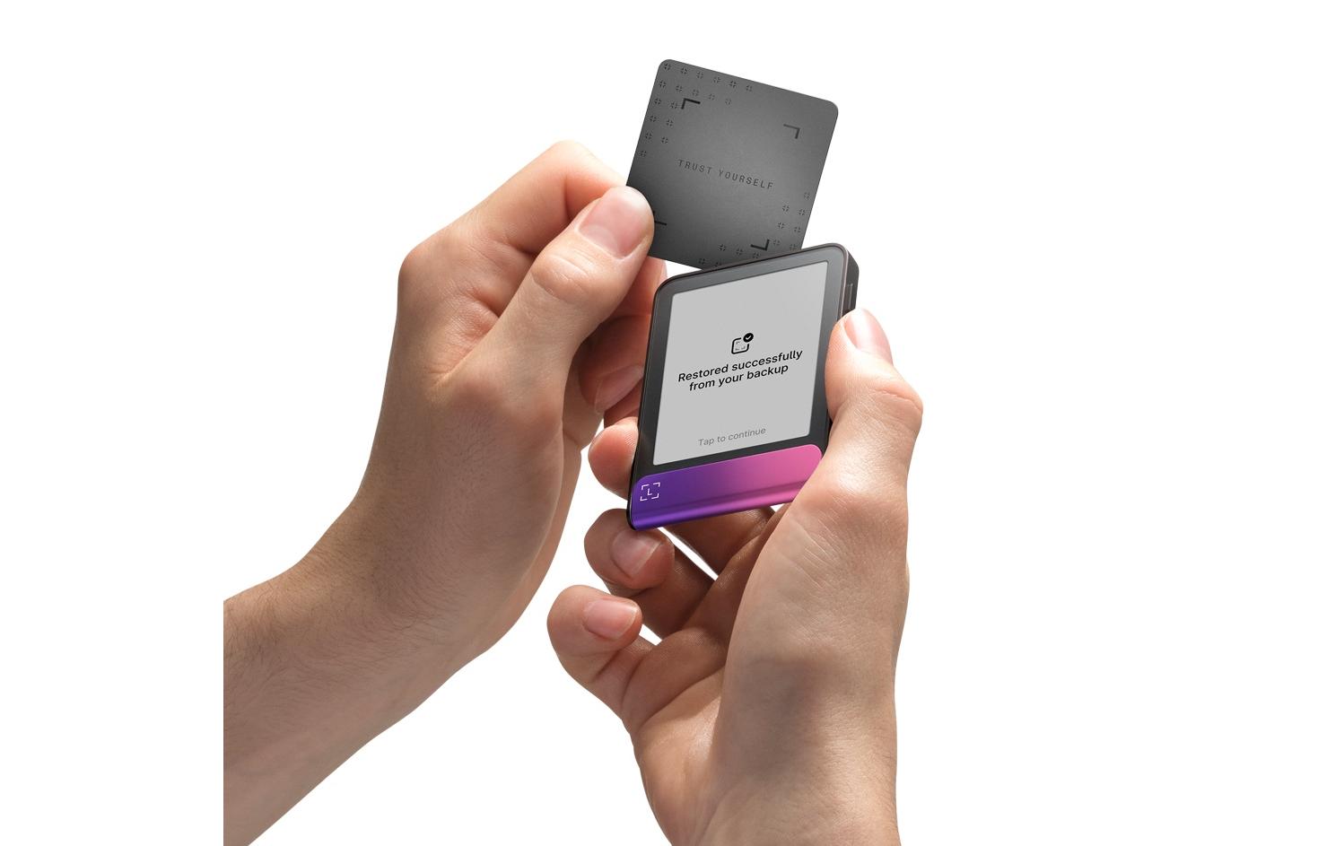 Ledger Flex Recovery Key Allgemeines Speichergerät – USB‑C, Magenta, Backup-Funktion, für Android