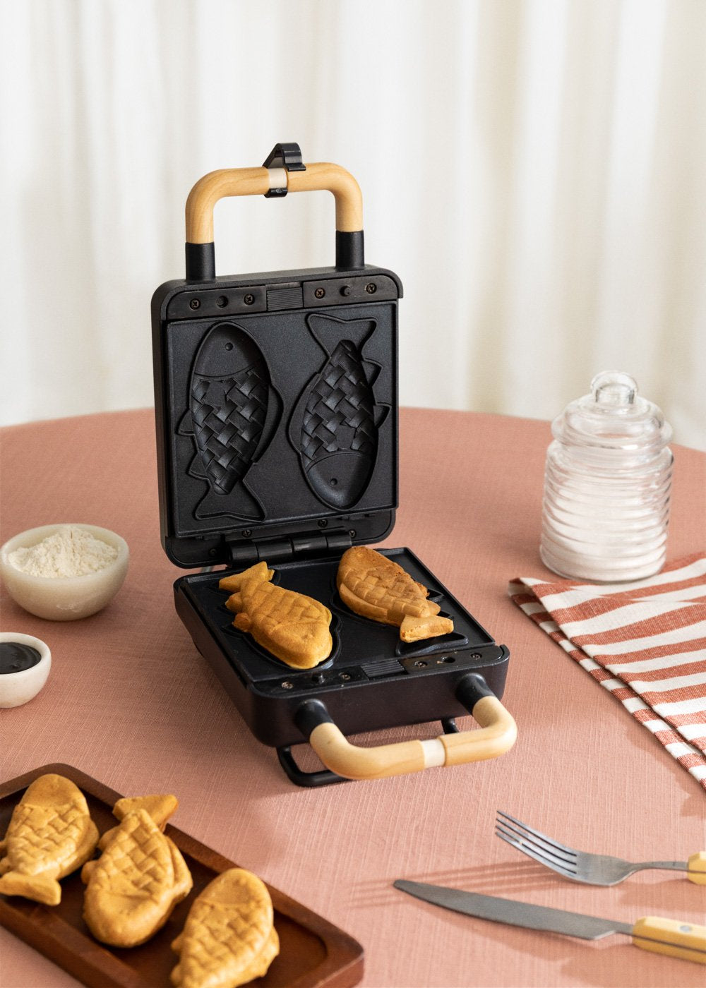 CREATE Ersatzteller Stone 2-in-1 Fisch – für 2in1 Compact Waffeleisen, 2 Stk., Teflonbeschichtet, Schwarz