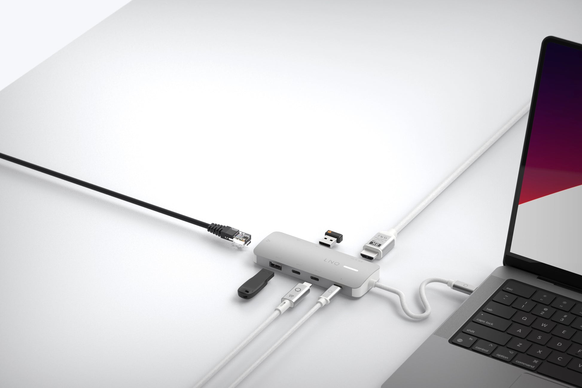 LINQ ProConnect 8in1 Dockingstation – USB-C, 1× HDMI, 1× USB-A, 3× USB-C, 140 W PD, 2,5GbE, für Windows/Mac