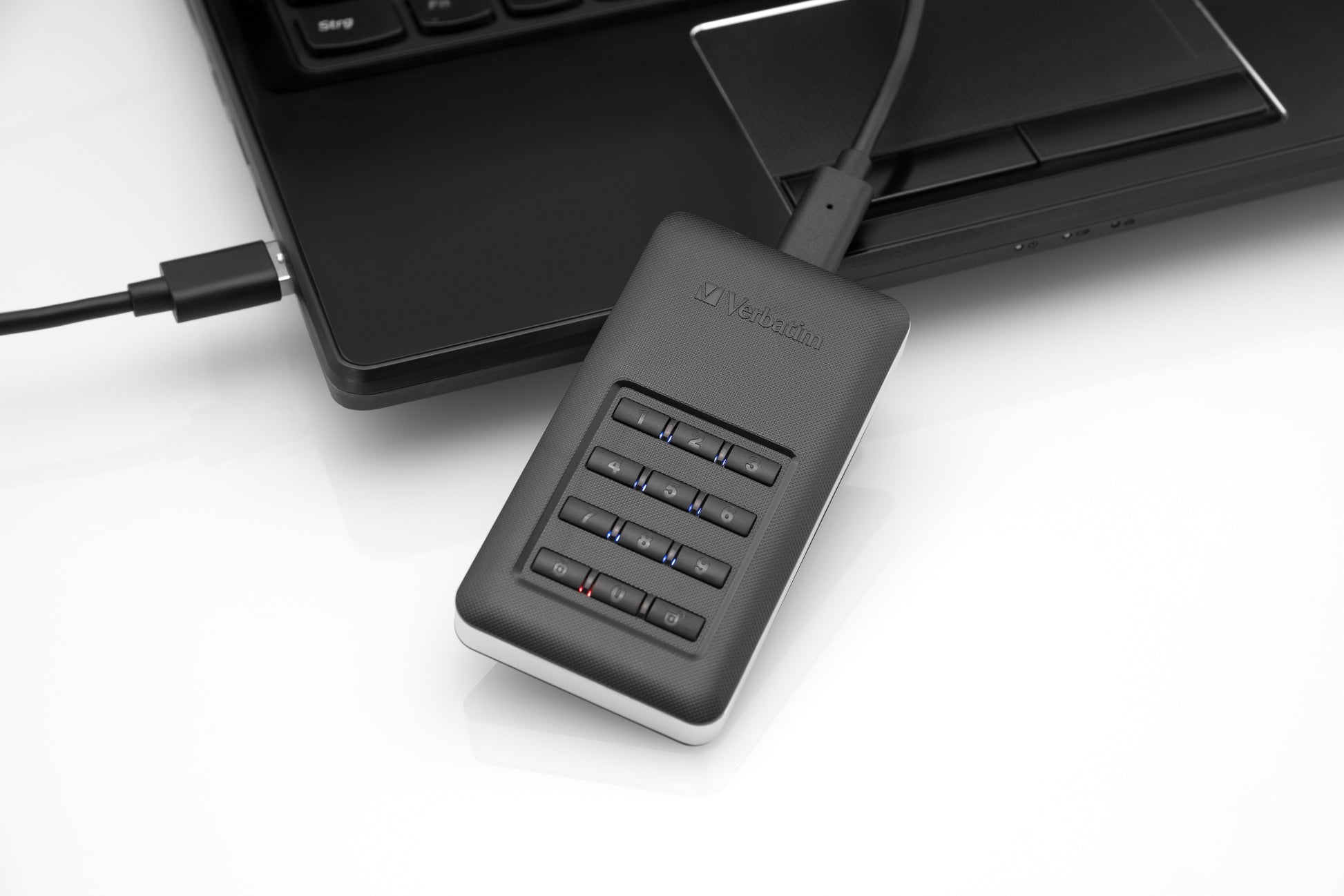 Verbatim Speichergerät – 256 GB, USB 3.0, Kennwortschutz (bis 12 Stellen)
