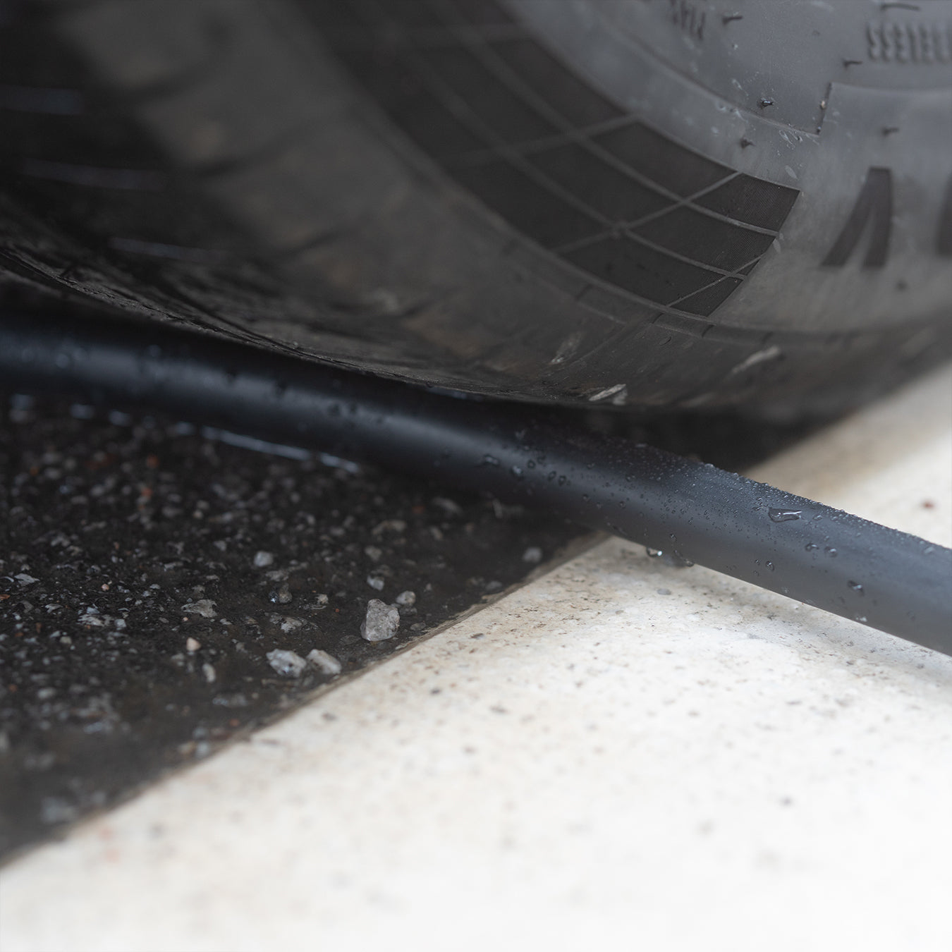 Deltaco Ladekabel EV-3203 – 3,00 m, TPE, Schwarz, versilberte Kontakte