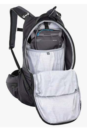 EVOC Sportrucksack Trail Pro – 16 l, mit Regenabdeckung – Schwarz