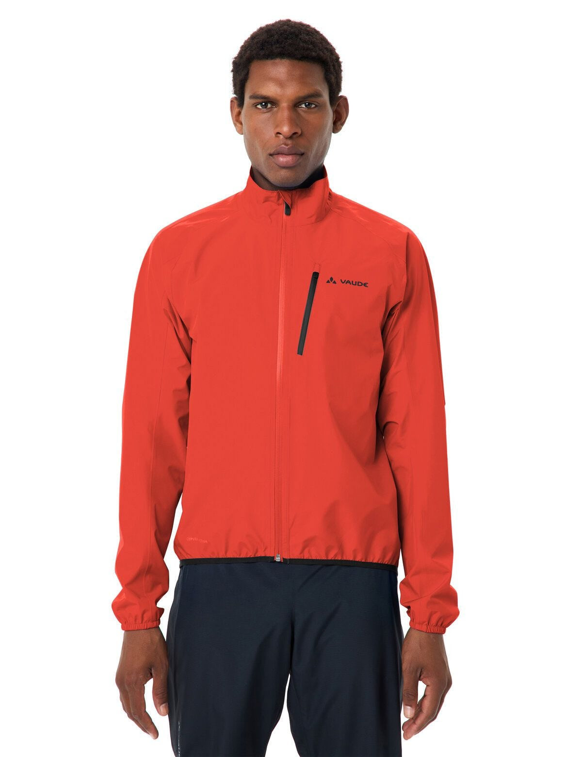 VAUDE Regenjacke Drop III – L – Neonrot, Polyester, PU-Membran, Wasserdicht, Winddicht, Reflektierend, Grüner Knopf