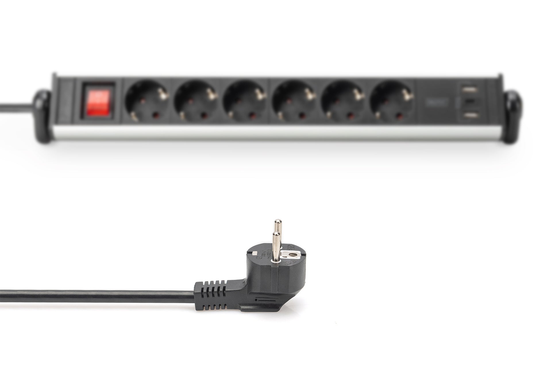 Digitus Steckdosenleiste, 6× Schuko (Typ F), 2× USB-A + 1× USB-C, mit Schalter, 1,5 m