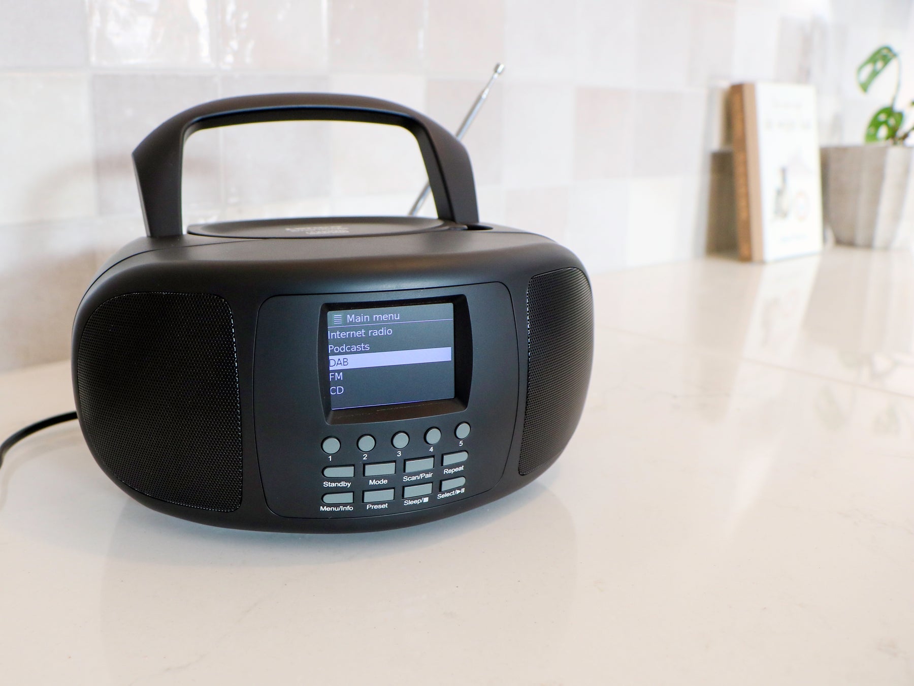 Lenco SCD-6000BK – Internetradio, DAB+/UKW, CD, Bluetooth – Schwarz